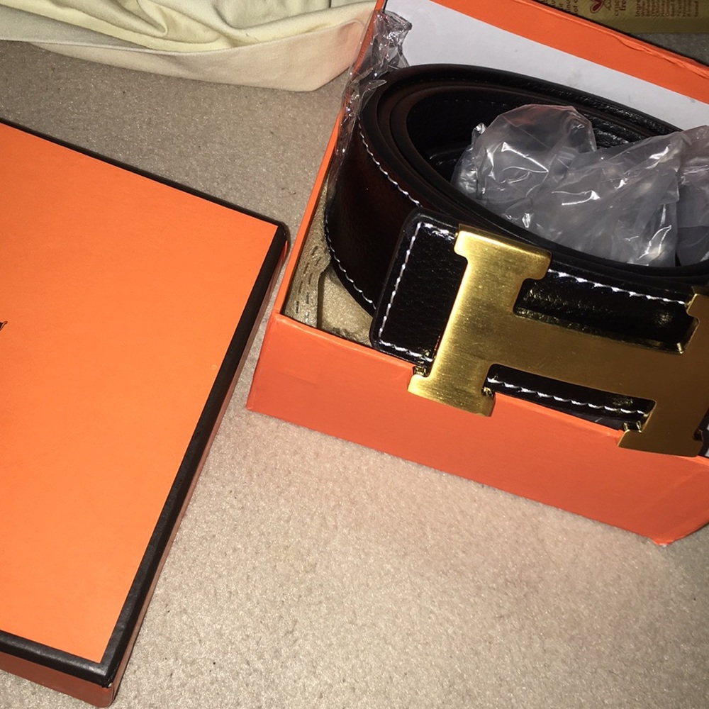 Hermès belt